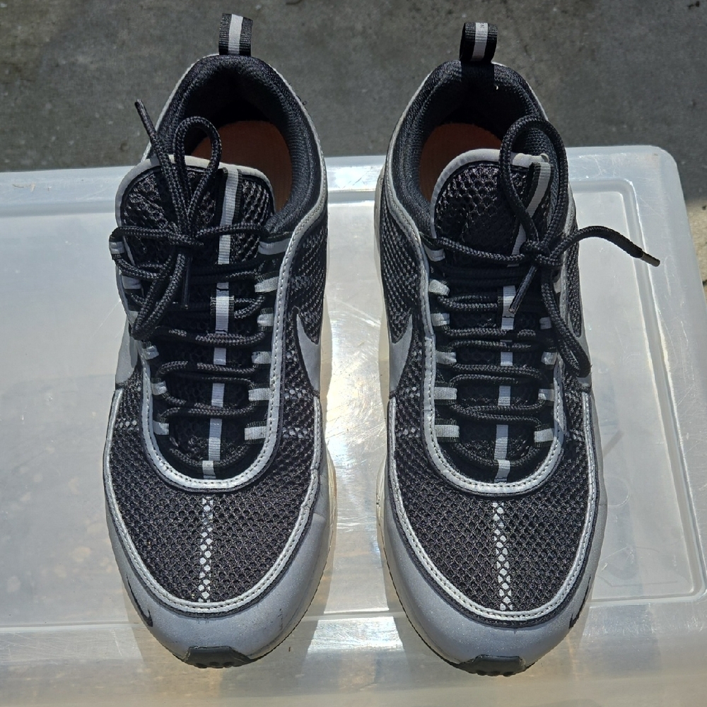 Size 10.5 Nike Air Zoom Spiridon 16 black metallic SIlver Reflective 926955-003
